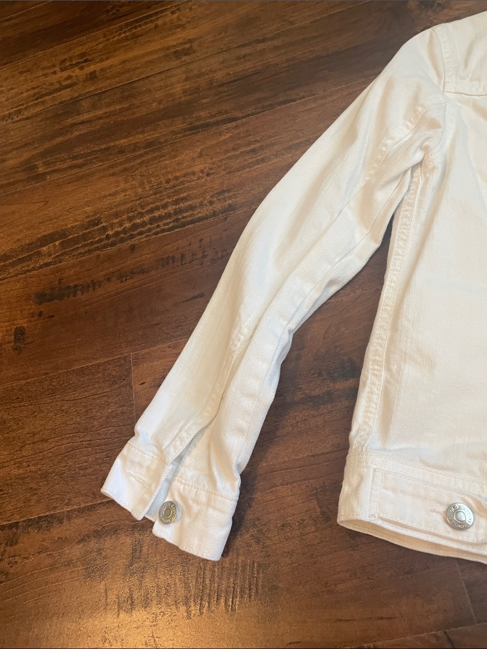 Old Navy White Denim Jacket with Silver Button - Picture 6 of 6